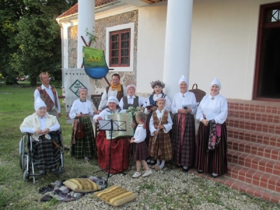 Folkloras kopa „ĀRE”