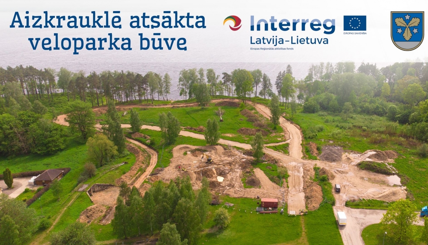 atsākta veloparka būve